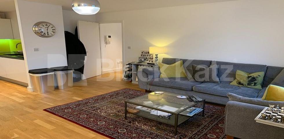 			1 Bedroom, 1 bath, 1 reception Apartment			 York Way, CAMDEN BORDERS